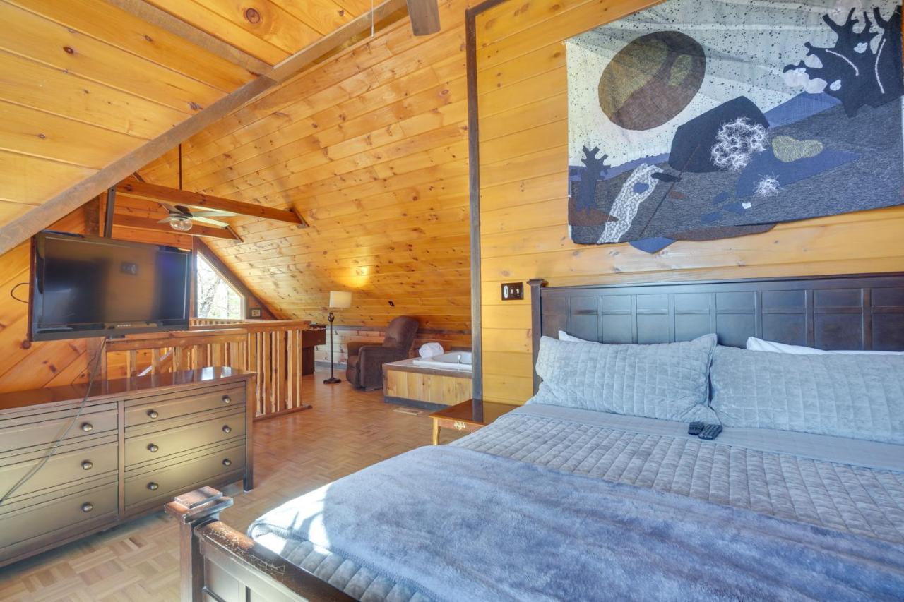 Central Sevierville Cabin With Hot Tub And Views! Zewnętrze zdjęcie